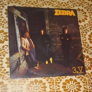 Zebras 1986 Album Signed On Back